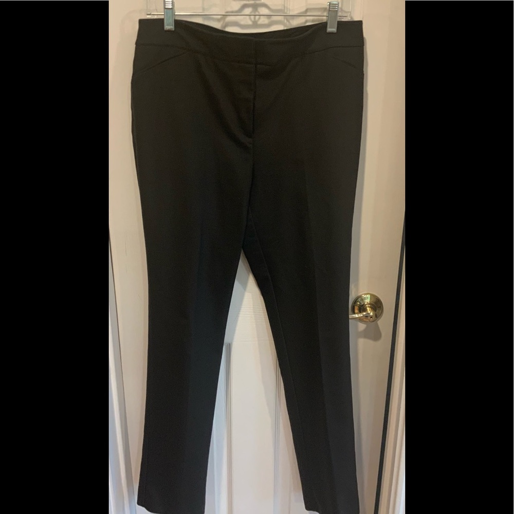 Chico’s So Slimming Sz 0.5 Regular (Sz 6) Black Dress Pants - 4 pockets